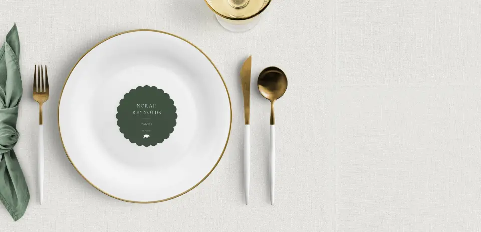 Scalloped Circle Place Cards