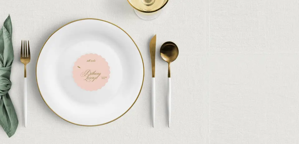 Scalloped Circle Place Cards