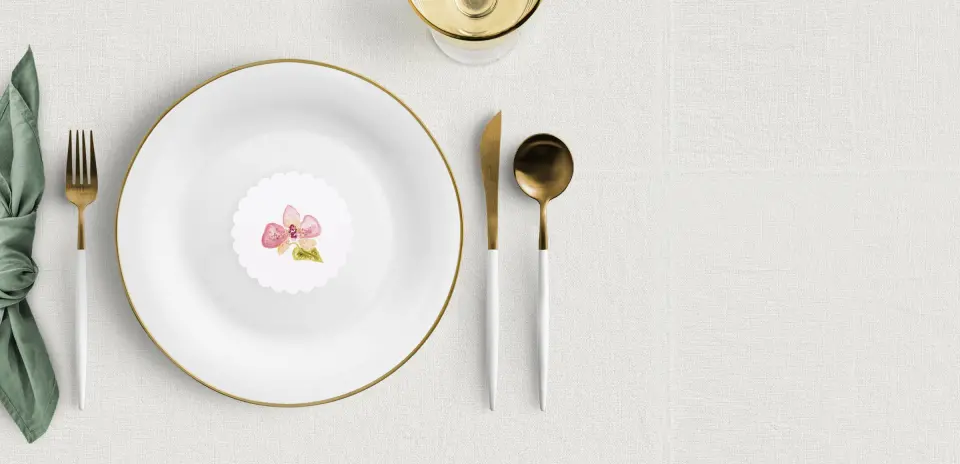 Scalloped Circle Place Cards