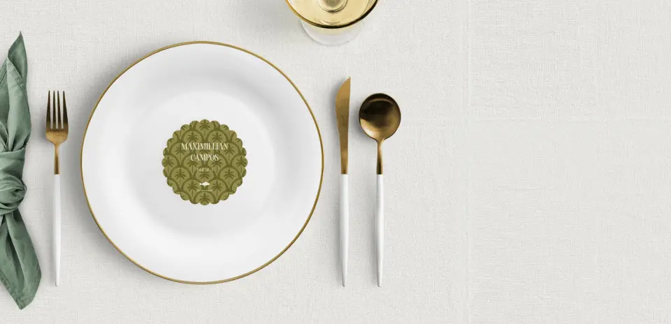 Scalloped Circle Place Cards
