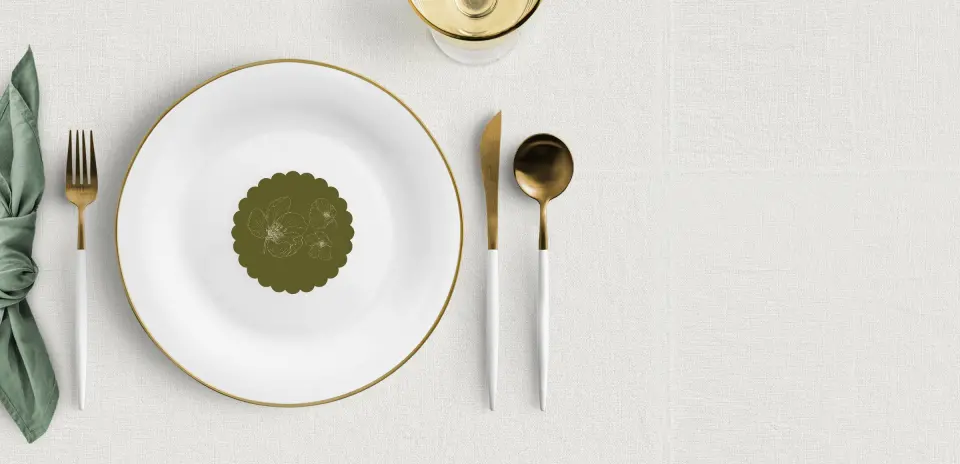 Scalloped Circle Place Cards