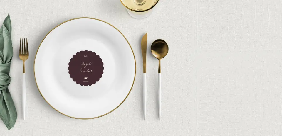 Scalloped Circle Place Cards