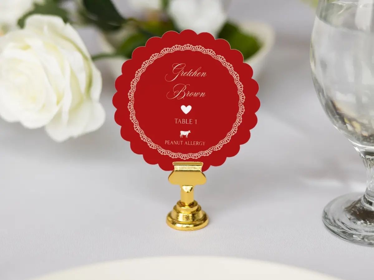 Scalloped Circle Place Cards