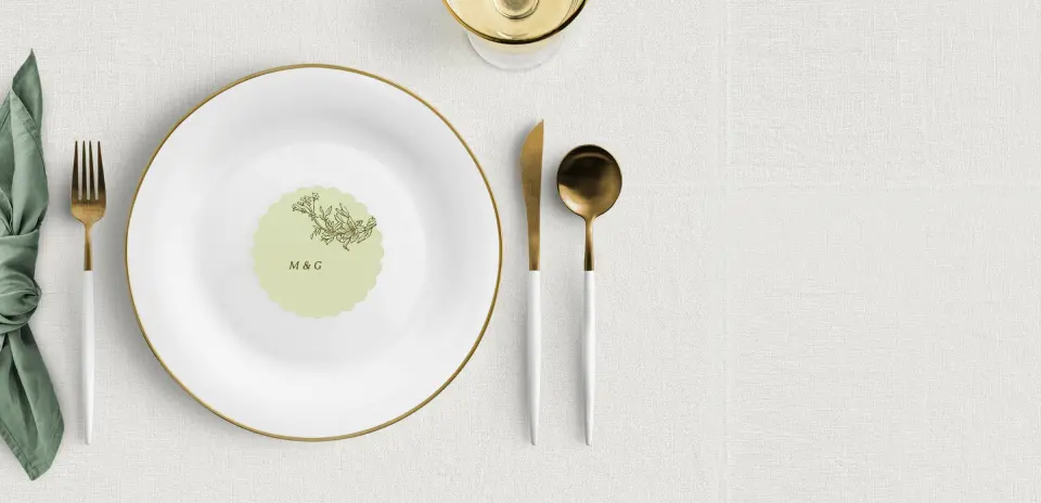 Scalloped Circle Place Cards