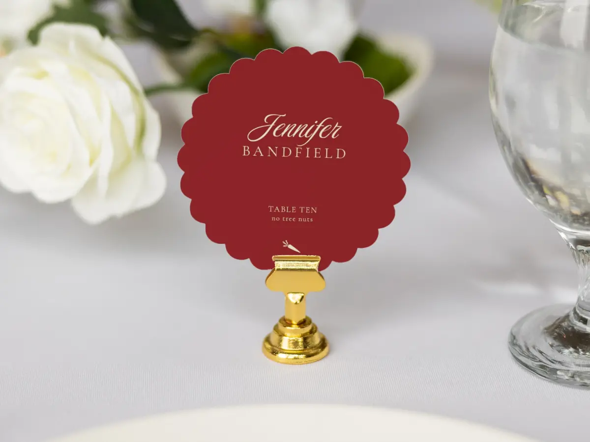 Scalloped Circle Place Cards