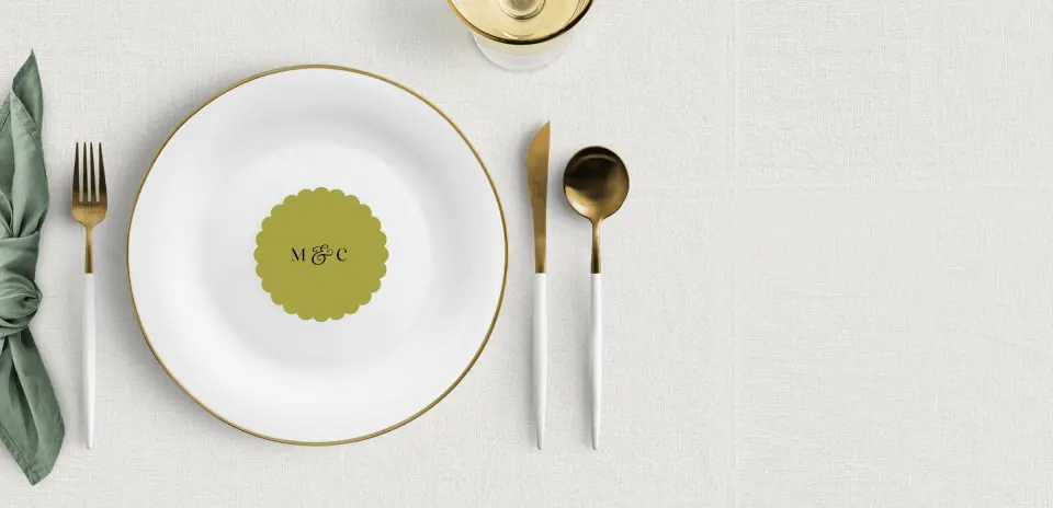 Scalloped Circle Place Cards