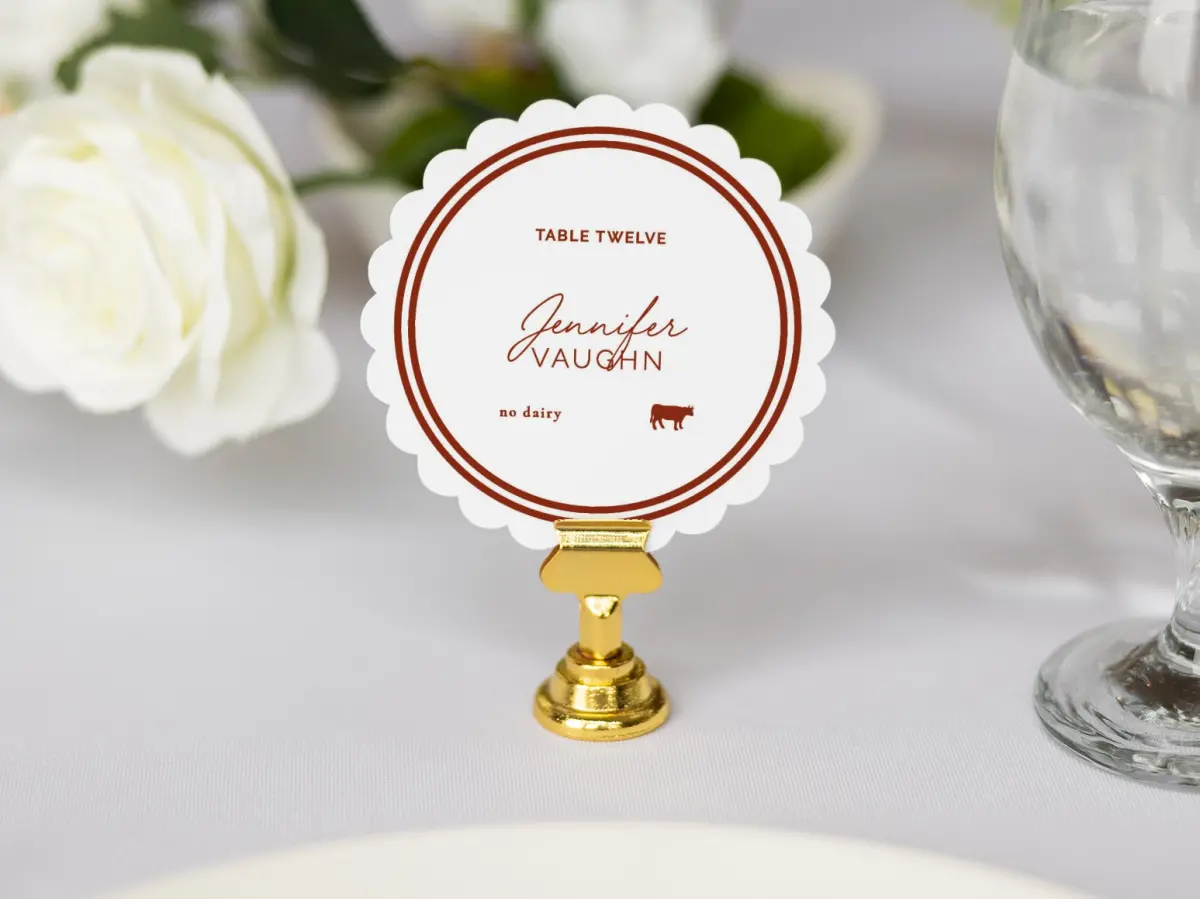 Scalloped Circle Place Cards