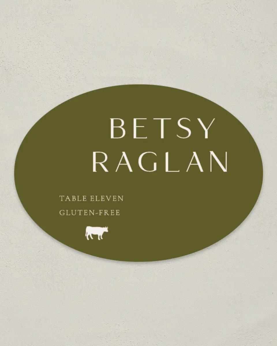 This is a 2.5" x 3.5" Wedding Place Card called Delicate Love printed in full color on Premium Smooth paper