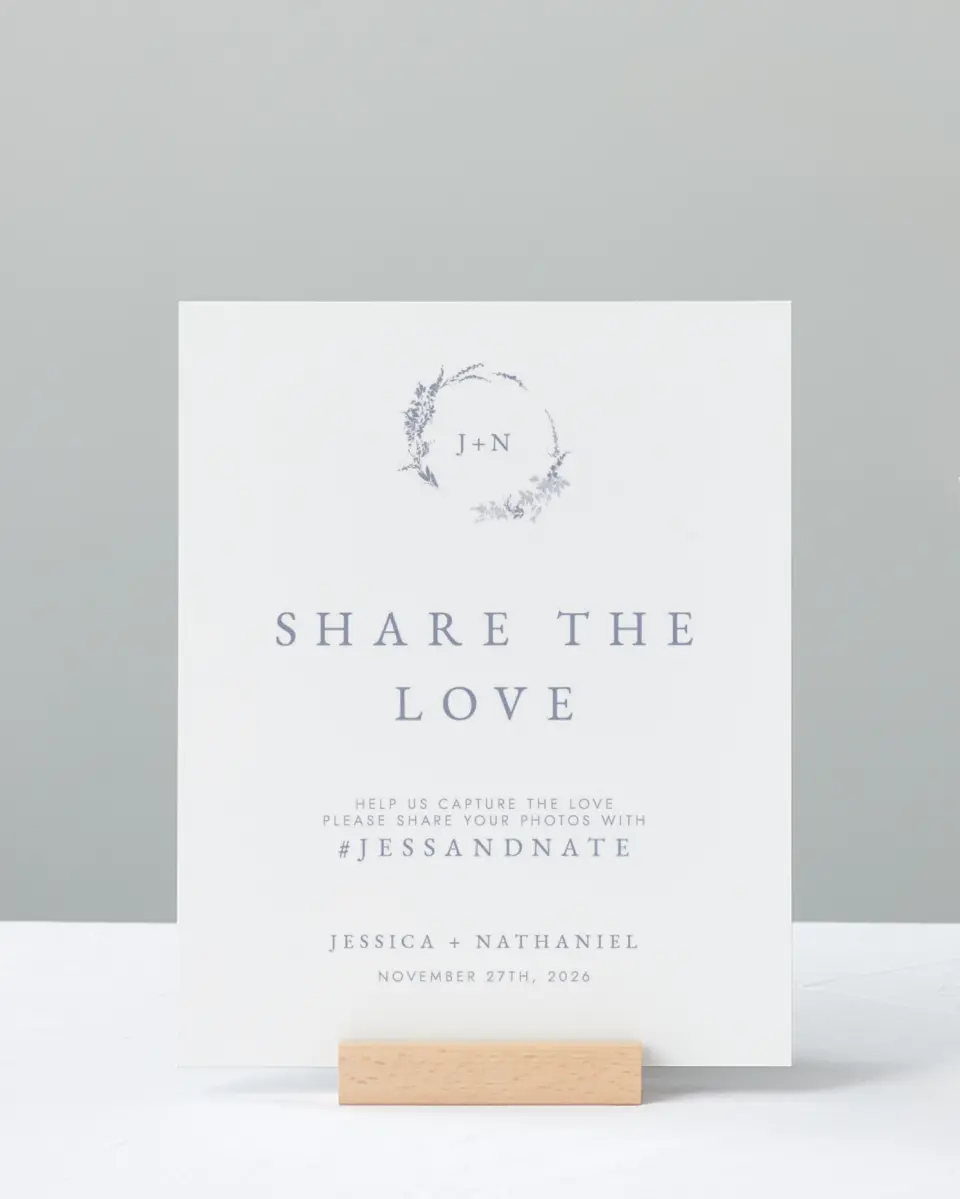 This is a 8" x 10" Share the Love Sign called Dainty Wreath printed in full color