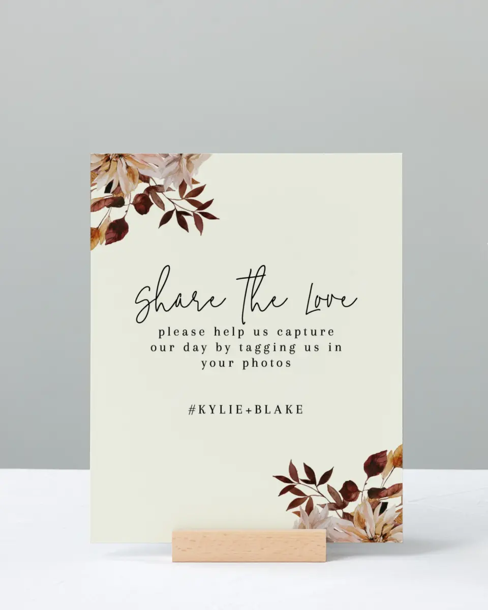This is a 8" x 10" Share the Love Sign called Country Blooms printed in full color with Gold foil