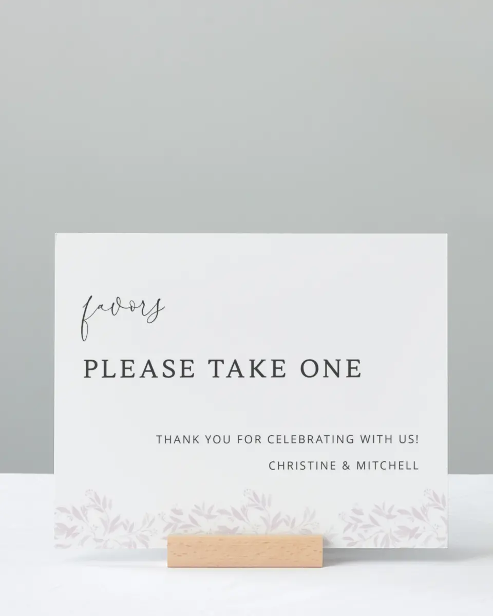 This is a 8" x 10" Favor Sign called Lush Leaves printed in full color