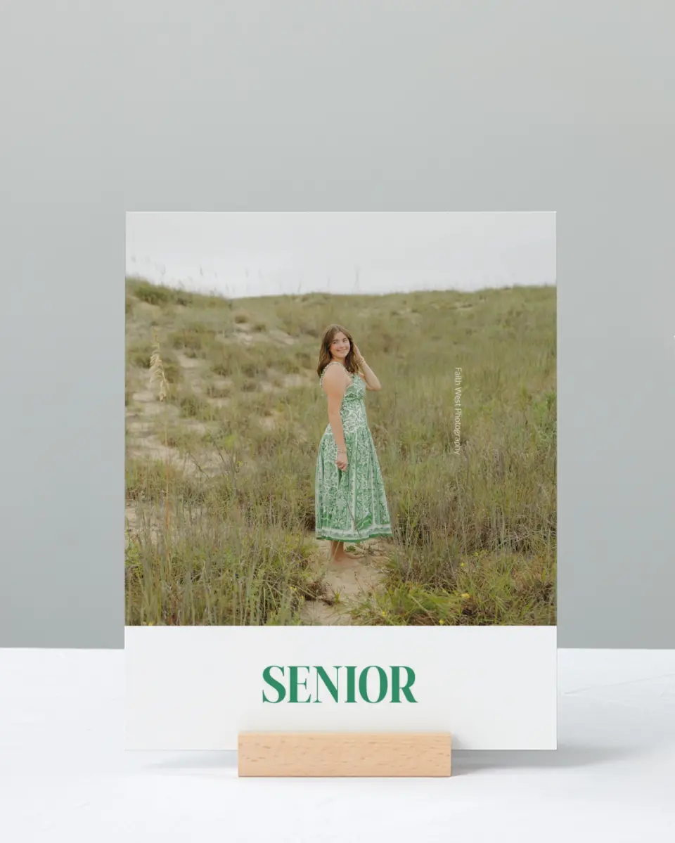 This is a 8" x 10" Photo Grad Sign called Class Icon printed in full color
