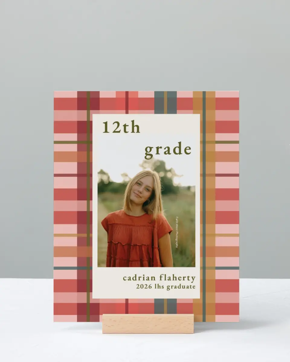 This is a 8" x 10" Photo Grad Sign called Plaid Praise printed in full color with Rose Gold foil