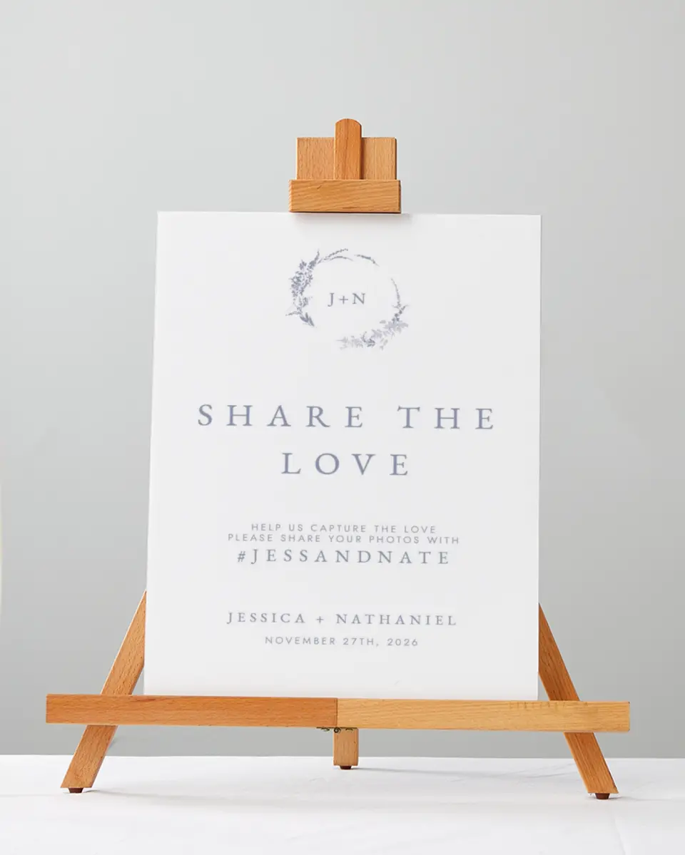 This is a 5" x 7" Share the Love Sign called Dainty Wreath printed in full color
