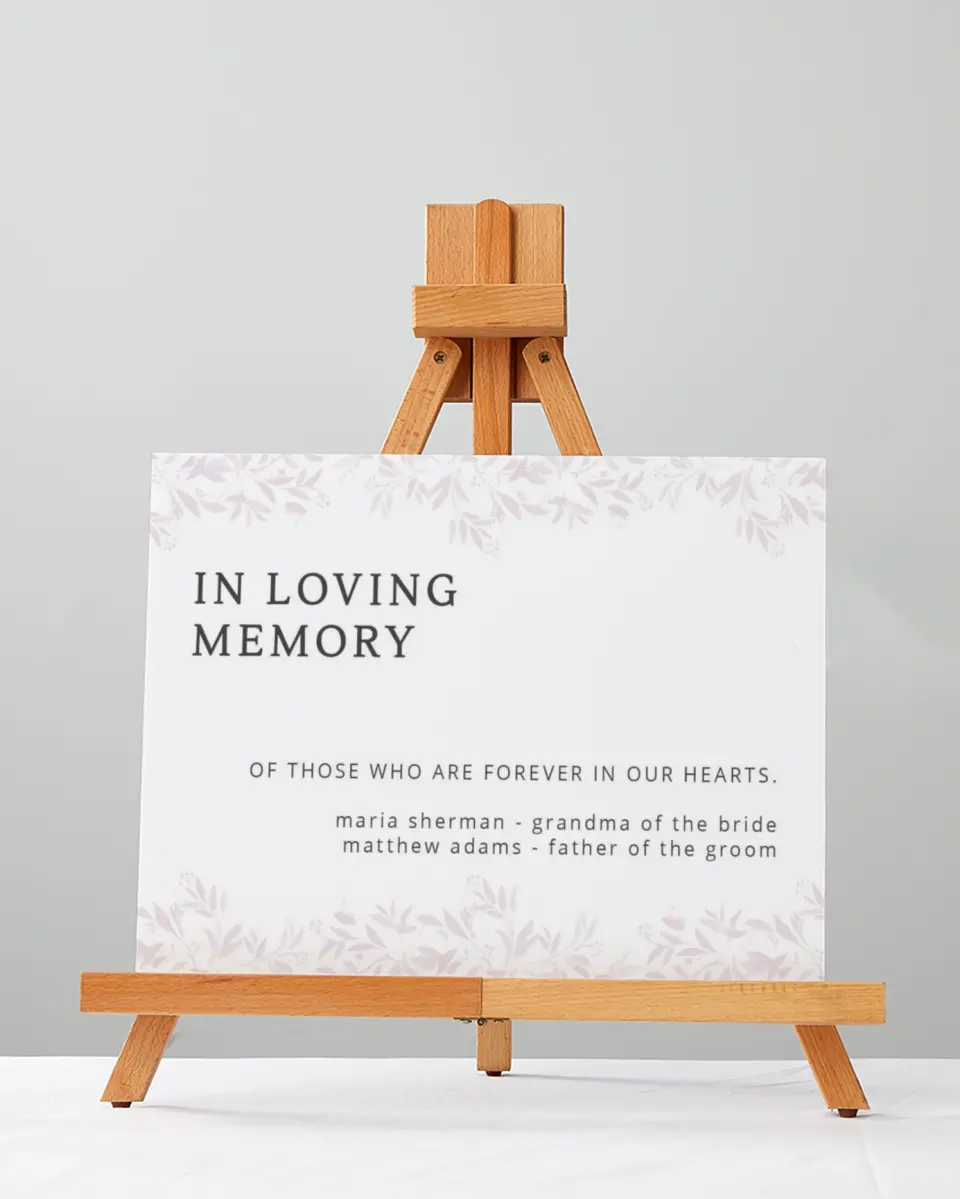 This is a 5" x 7" Loving Memory Sign called Lush Leaves printed in full color