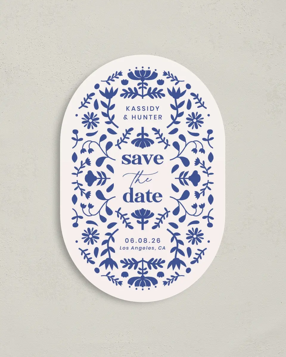 This is a 4" x 6" Oval Save the Dates (Petite) called The Kassidy printed in full color with Gold foil on Luxe Satin paper