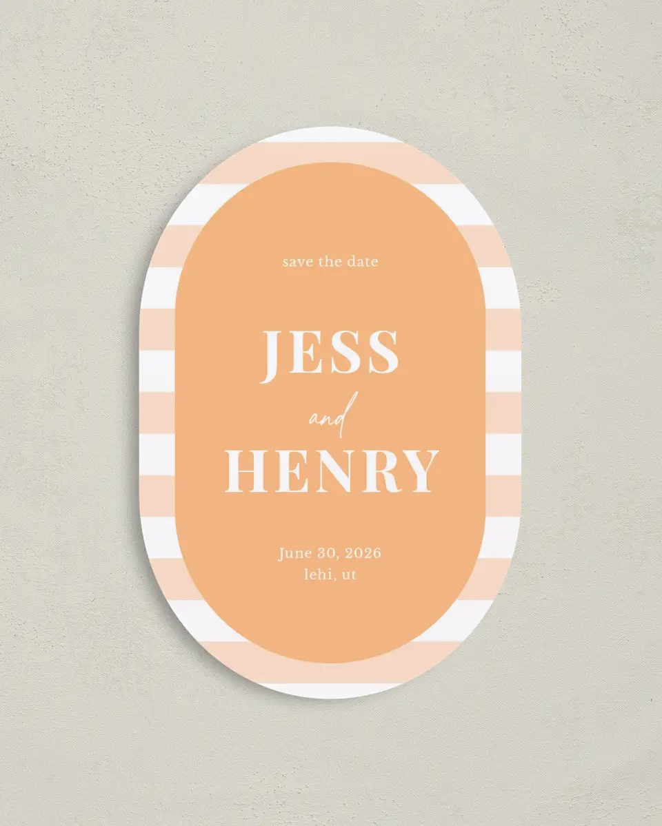 This is a 4" x 6" Oval Save the Dates (Petite) called The Jess printed in full color on Luxe Satin paper