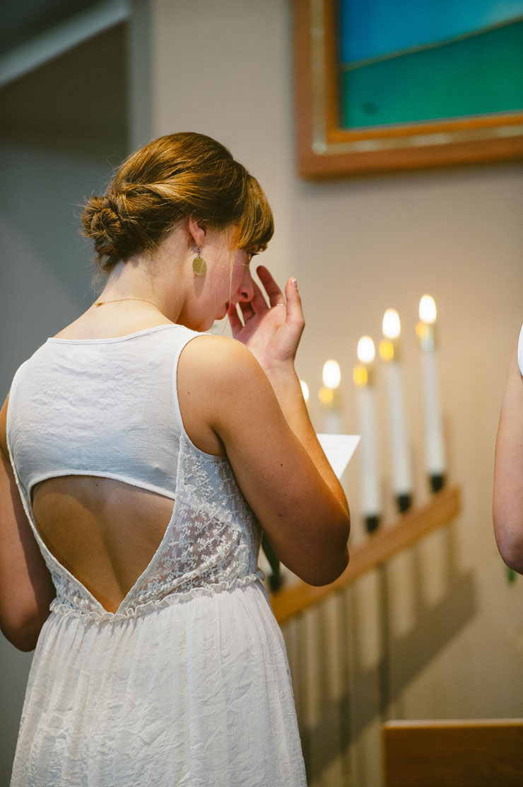 Maid of Honor at the altar