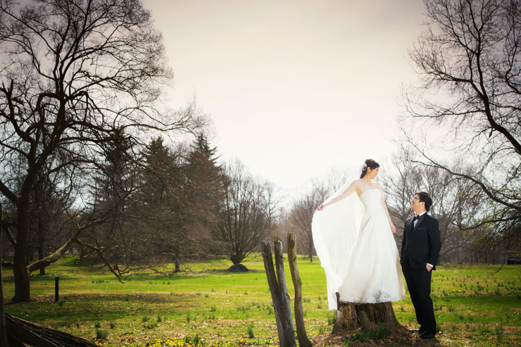 Wedding photo idea of bride and groom being "playful and fun" Bride and Groom being playful and fun