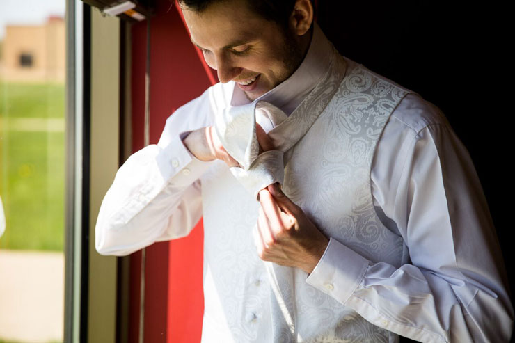 Groom-getting-ready Groom-getting-ready