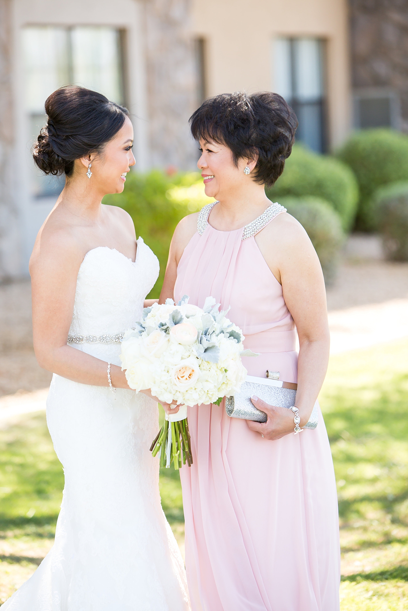 blue and peach wedding in Arizona