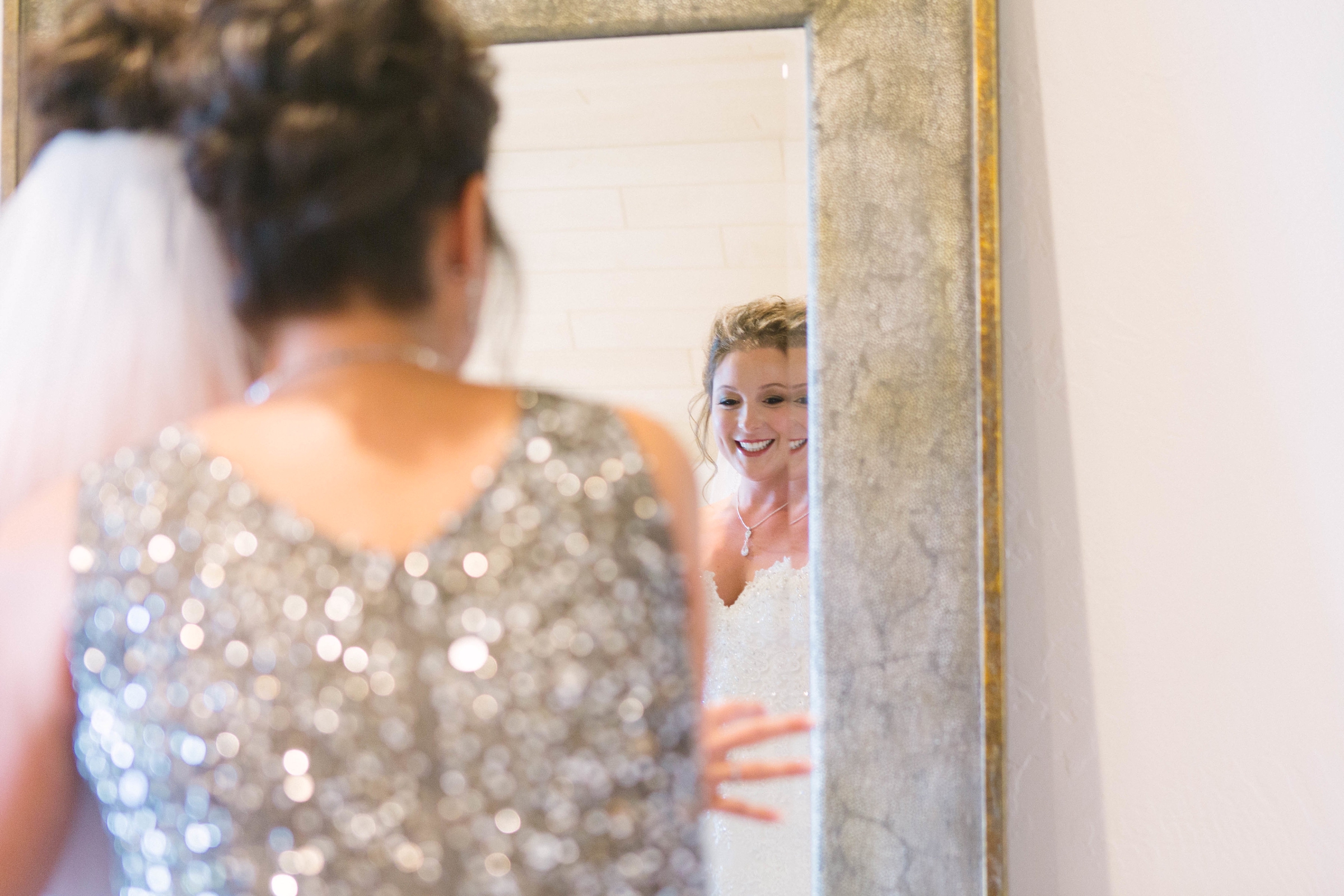 Chic Country Glam Wedding In The Northwoods